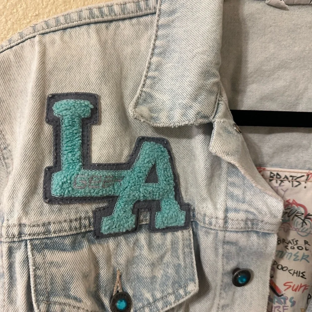 L.A. Gear Light Blue Cropped Denim Jacket - Picture 2 of 10